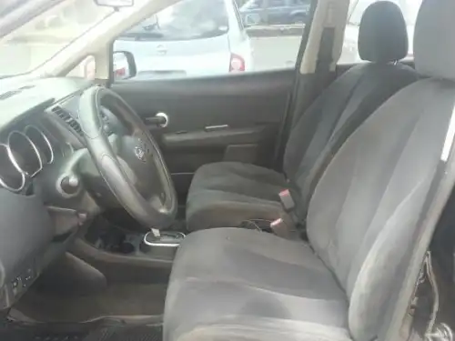 Nissan Versa SE 2008