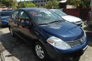 Nissan Versa SE 2009