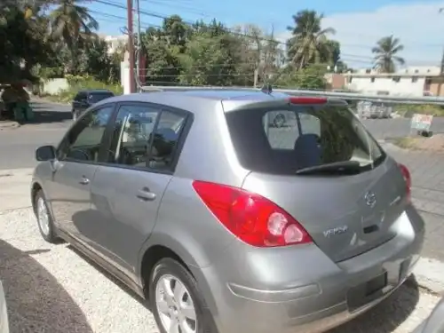 Nissan Versa SE 2009