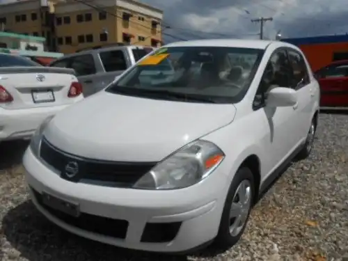 Nissan Versa2008