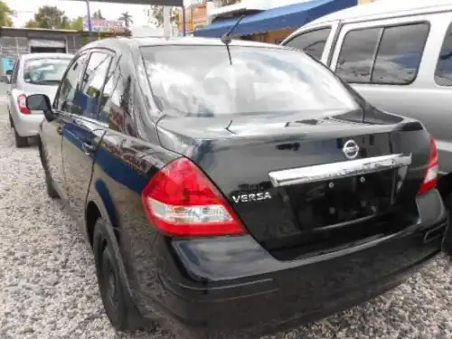 Nissan Versa2009
