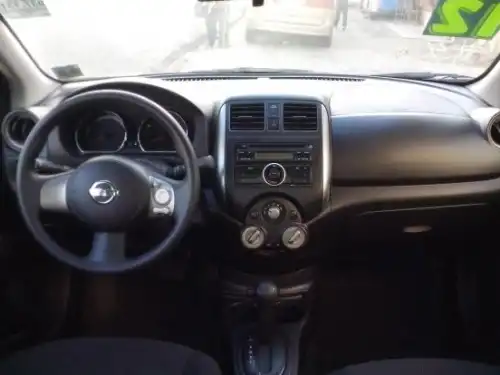 Nissan Versa2010