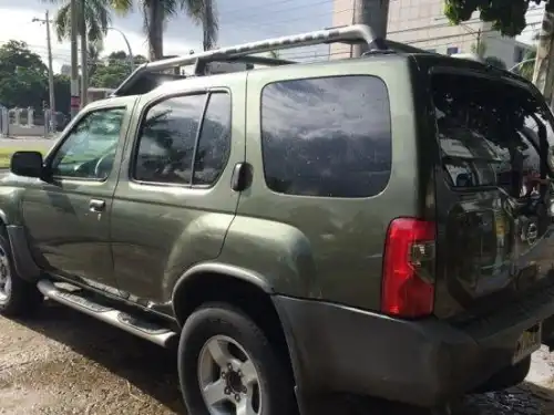 Nissan Xterra SE 2004