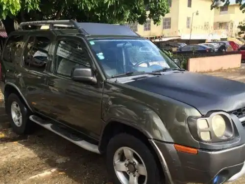 Nissan Xterra SE 2004