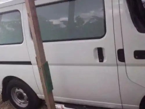 Nissan caravan de carga