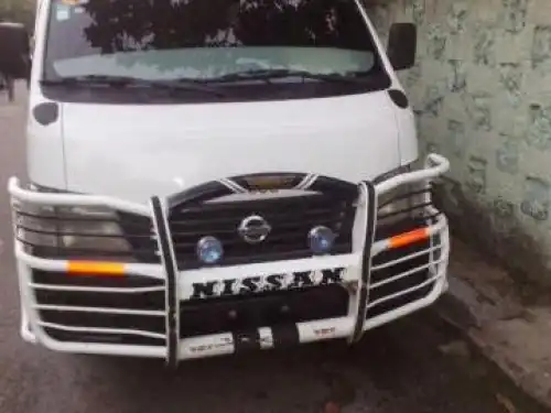 Nissan caravan de carga