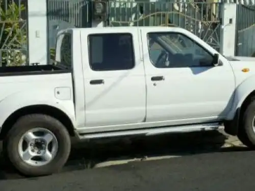 Nissan frontier 2006 negociable 