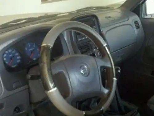 Nissan frontier 2006 negociable 