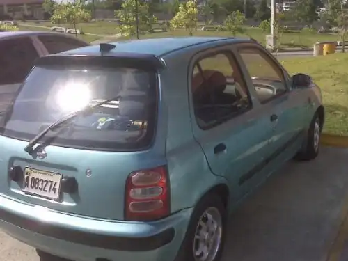 Nissan march 1999 