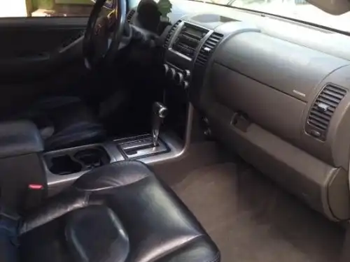 Nissan pathfinder 2006 se 