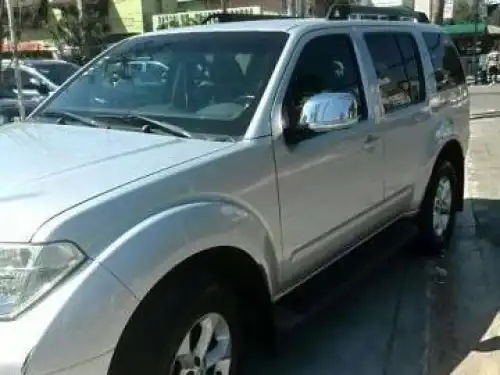 Nissan pathfinder 2008 diesel full 