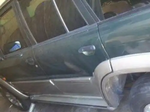 Nissan patrol año 99 en buena condiciones