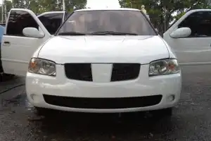 Nissan sentra 2002 b15 blanco 