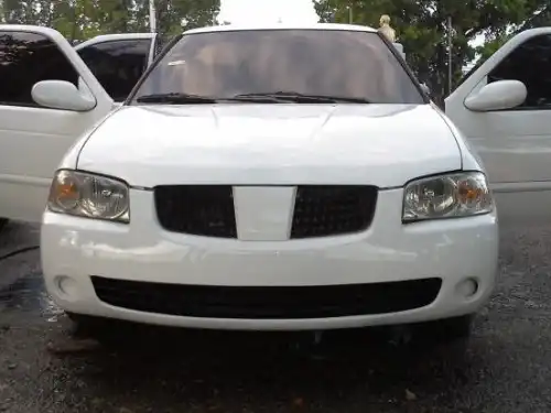 Nissan sentra 2002 b15 blanco 