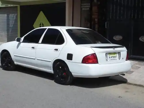 Nissan sentra 2002 b15 blanco 