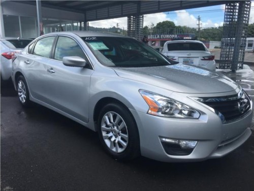 Nissan Altima 2015 2.5LComo