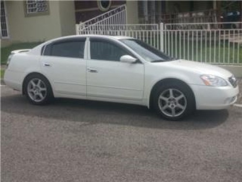 Nissan Altima 2.3 full power 2003