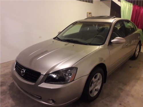 Nissan Altima aÃ±o 2006 aciento en piel