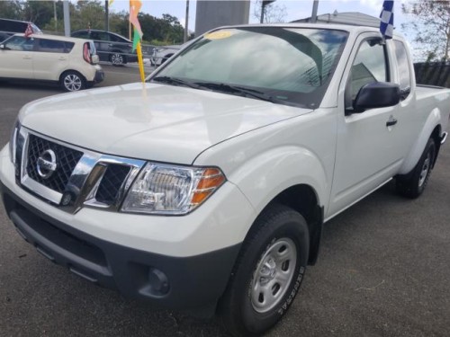 Nissan Frontier 2015 SV Como Nueva