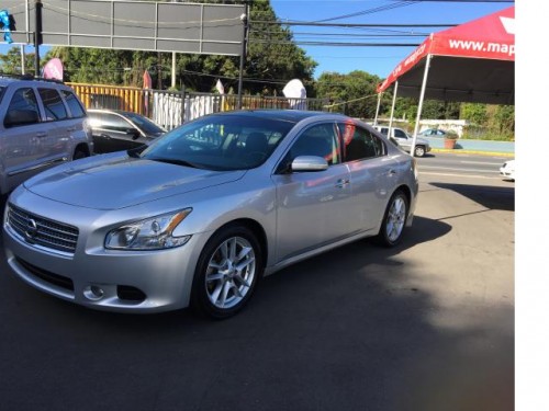 Nissan Maxima 2010