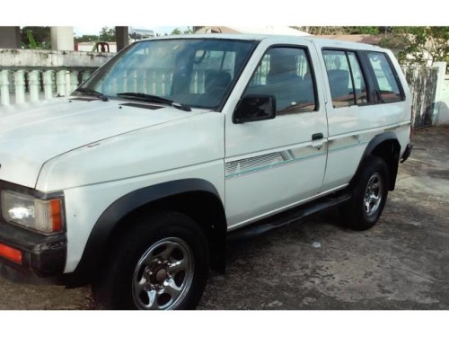 Nissan PATHFINDERAÃ±o 95 1,100 OMO