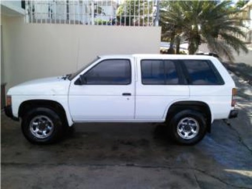 Nissan Pathfinder 1994 4 puertas 6 cilindr