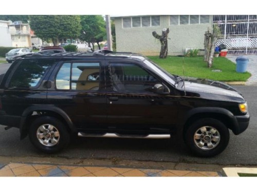 Nissan Pathfinder 1998 $5300 OMO