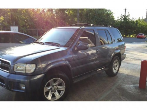 Nissan Pathfinder 2002 SE