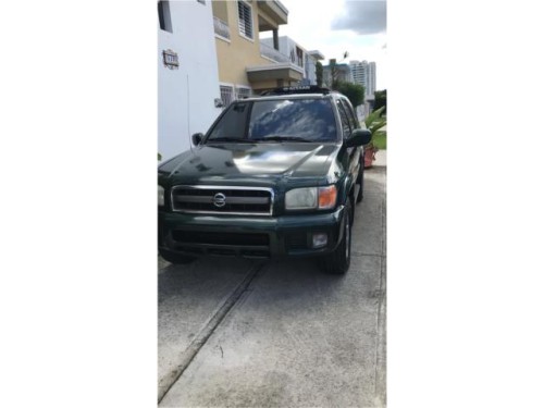 Nissan Pathfinder LE 2001 sunroof