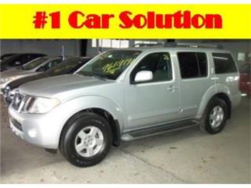 Nissan Pathfinder SE 2009