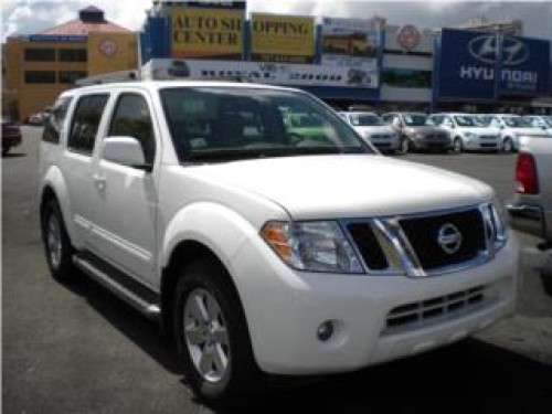 Nissan Pathfinder SE 2010 como nueva