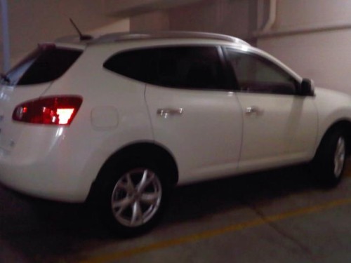 Nissan Roque 2010 -9,000 millas -15 mil