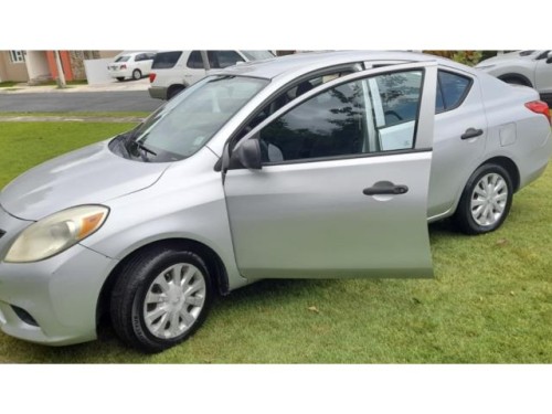 Nissan Versa 2014 5,500