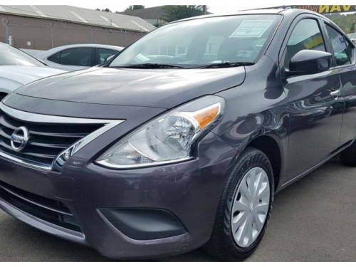 Nissan Versa 2015 -COMO NUEVO