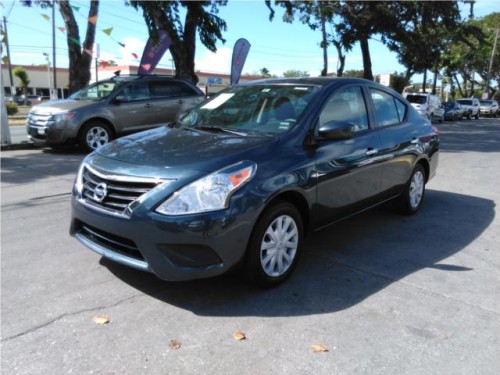 Nissan Versa 2015 Como Nuevo