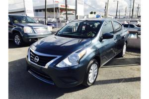 Nissan Versa 2016 solo 13000 millas