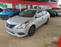 Nissan Versa Sedan 2019 37k millas