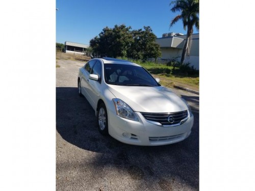 Nissan altima 2011