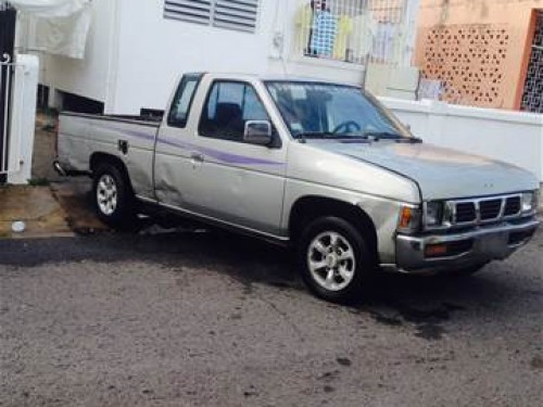 Nissan pick up d21 1996 cabina y media