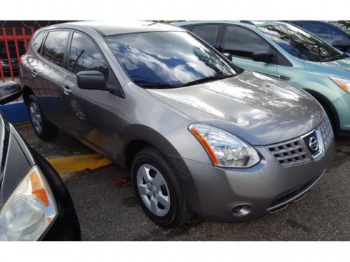 Nissan rogue 2010