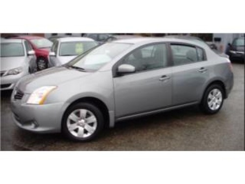 Nissan sentra 2010paga $305 $0 pronto