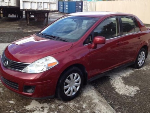 Nissan versa 2008 7,300