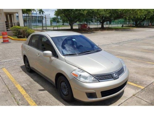 Nissan versa 2010,traspaso de cuenta