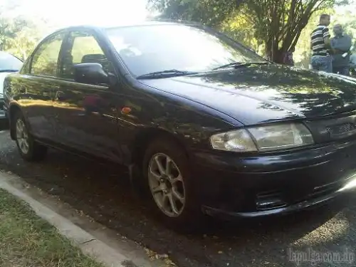 Oferta De Feria Mazda 323  1998  