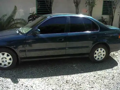 Oportunidad, Honda Civic 1998