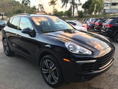 PORSCHE CAYENNE -2016