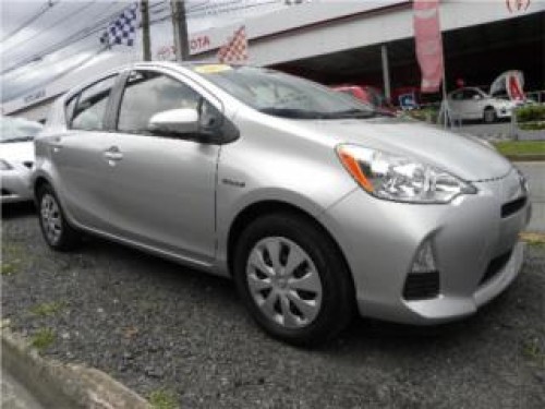 PRIUS-C HYBRI D2012 ECONOMICO POR TODOS LADOS