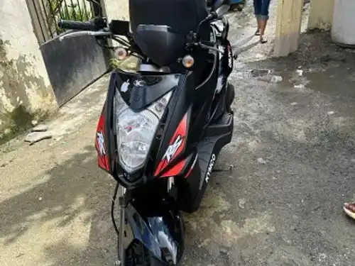 Pasola Kymco 2023 como nueva con solo 10 meses de uso