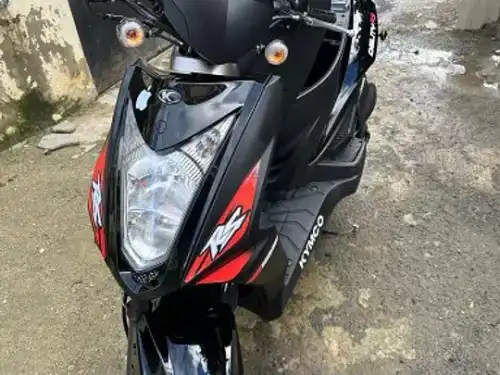 Pasola Kymco 2023 como nueva con solo 10 meses de uso