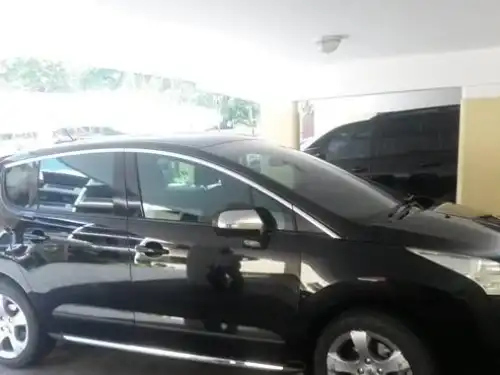 Peugeot 3008  2011